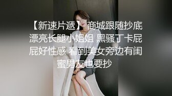 一个淫荡人妻自慰