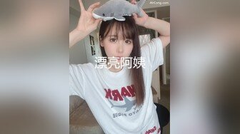 气质华裔熟女「skrooge」日常媚黑纪实 烈焰红唇含黑屌 拉着闺蜜服侍成为黑人骚母狗 (16)