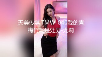 最新超火香港网红极品美少女▌HongKongDoll ▌薄丝睡衣写真本色出镜 大开M字腿扣弄白虎鲜鲍极爽呻吟