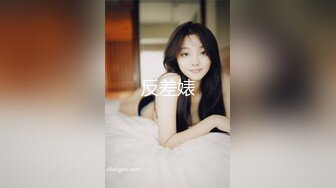 【新片速遞】 操母狗女友 啊 天哪 不行啊 操逼不过瘾还想插菊花 瞬间插入传来猪叫 还是老老实实操个逼 最后颜射吃精 高清原档