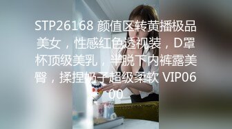 追求了一个可爱小胖妞作女友，在酒店洗完澡躺床上吃鸡，‘你毛都剃光了，自己剃的啊？’，录下女友毒龙的瞬间！